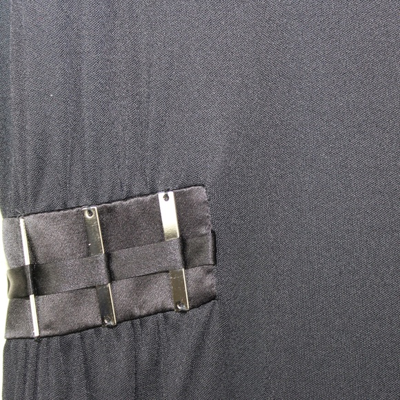 Versace Top. - Picture 6 of 8